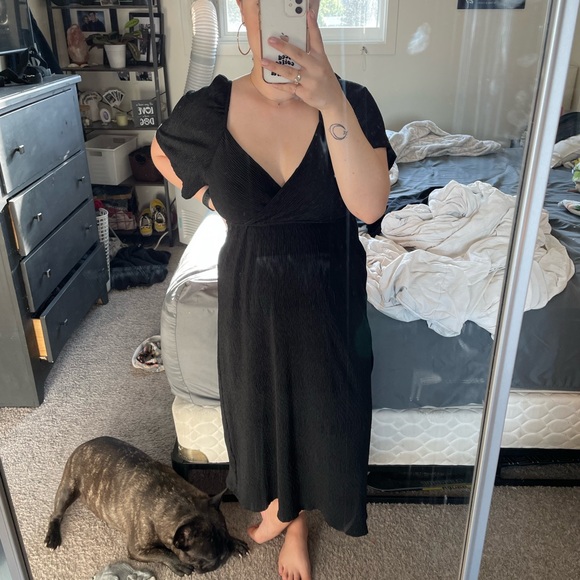 Black Dress!! - Picture 1 of 5